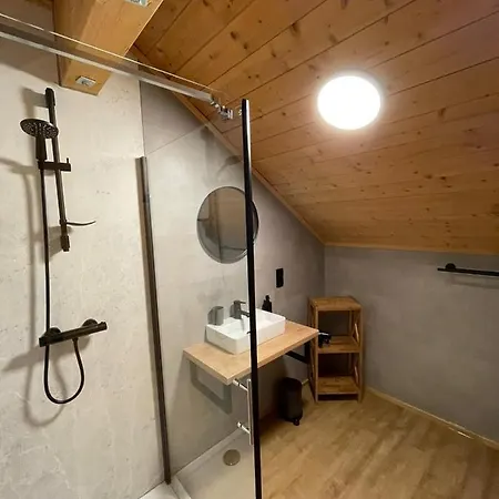 Alpenhaus بيت للعطل *